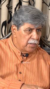 "Main ye samajhta hun ki kisi adeeb ka mukhtalif uloom se rabt-o-zabt hona  behad zaroori hai.......", Suniye Rekhta Rubaru mein Asghar Nadeem Syed  sahab ki poori guftugu.., Link is in story, ...., ...