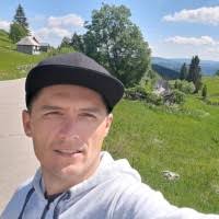 200+ perfiles de «Valentin Dan»