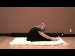 Have Trouble Falling Asleep Here Is A Yoga Class For Better Sleep How To Fall Asleep Yoga Yoga Class