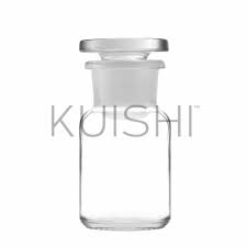 This apothecary jar with a separate lid is perfect for organizing throughout your home. Clear Apothecary Glass Jars Apothecary Jars Kuishi