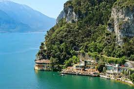 Und 500 euro guthbane was auf mein konto gutgeschrieben werden würde. Gardasee Reisemagazin Hotels Ferienwohnungen Appartements Ferienhauser Campingplatze Bed Breakfast Agriturismi