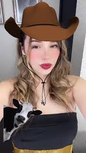 Angela Mick's Instagram, Twitter & Facebook