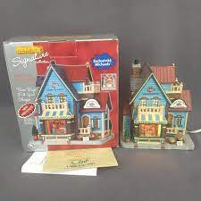 Lemax Signature Yarn Shoppe 3 Bags Full Lighted 2009 Christmas Village Shop Le Christmas Village Accessories Christmas Village Display Lemax Christmas Village