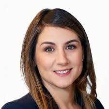 Dora Major's Instagram, Twitter & Facebook