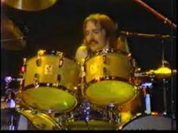 Journey is singing i'll be alright without you to fellow band members steve smith and ross valory. Journey 1980 Steve Smith Drum Solo Youtube