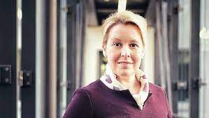 See what christoph giffey (giffey) has discovered on pinterest, the world's biggest collection of ideas. Franziska Giffey Plagiatsvorwurfe Gegen Spd Ministerin Das Giffey Dilemma Der Spiegel