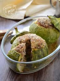 Zucchine tonde ripiene al forno vegetariane. Zucchine Tonde Ripiene Di Carne Ricette Cibi E Bevande Zucchine