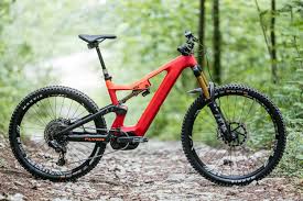 Formerly known as backcountry ebikes, bakcou was founded on a few basic principles, including their love for the backcountry and the desire to access these remote areas with minimal disturbance to. Flyer 2021 E Bike Modelle Von Retro Uber Urban Bis Ganz Sportlich Pedelecs Und E Bikes