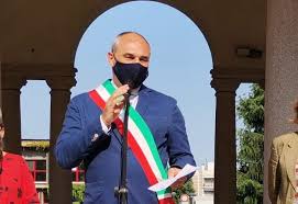 Post popolari in questo blog. Ermanno Zacchetti Si Ricandida Ma Gli Amici Lo Stoppano Prima La Martesana