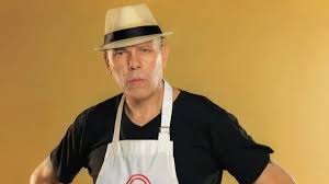 Hernan montenegro was born and raised in santiago, chile where he graduated from the escuela de ballet del teatro municipal de santiago. Hernan Montenegro El Ex Basquetbolista Que Es La Revelacion De Master Chef Celebrity