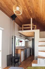 Trop Top Le Poele A Bois Tinyhouse Tinyhouses Tinyhome Tinyliving Petitemaison Maisonsurroue Maisonmo Poele A Bois Petit Poele A Bois Petit Appartement