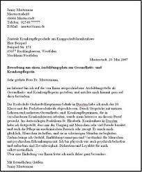Organisation handelt es sich um einen konzern, kommen pro stellenanzeige mitunter mehrere hundert bewerbungen zusammen. Bewerbung Schreiben Als Gesundheits Und Krankenpflegerin Schule Ausbildung Meinung