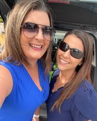 Veronica Rae's Instagram, Twitter & Facebook