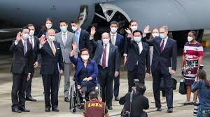 美國聯邦參議員達克沃絲（ladda tammy duckworth）、蘇利文（daniel scott sullivan）及昆斯（christopher andrew coons）今（6日）一早率團訪問台灣，並宣布美國將. Vag5pv 2s3 Zm