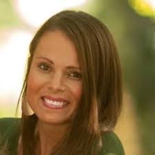 Nicole Hanson's Instagram, Twitter & Facebook