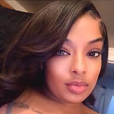 Alejandra Batres's Instagram, Twitter & Facebook