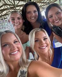 laura bray (@laurabrayy_) • Instagram photos and videos