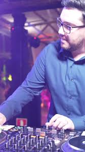 Rafael Diaz (@djrafaeldiaz) • Instagram photos and videos