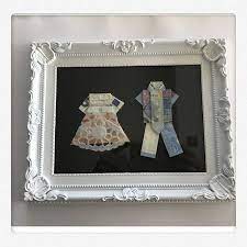 Weitere ideen zu geldscheine falten, geldscheine, geld falten. Geldschein Brautpaar Teil 1 Kleid Geld Falten Brautpaar Geld Falten Hochzeit Geldscheine Falten Hochzeit