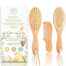 4.7 out of 5 stars 1,655. Baby Hair Brush And Comb Set For Newborn Keababies