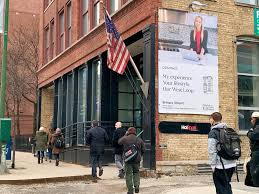 With that in mind, many times a campaign with a limited budget can make use of a few properly placed billboards in chicago and see instant results. How Much Do Billboards Cost Chicago Billboards Outdoor Advertising View Chicago