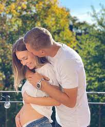 Miranda Sterner Explore Tumblr Posts And Blogs Tumgir