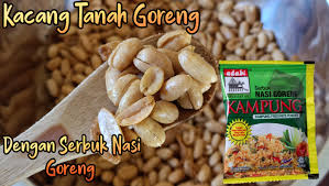 Makanan itu sangan populer karena bahannya mudah di dapatkan. Cara Buat Kacang Goreng Bawang Putih Rangup Dengan Serbuk Nasi Goreng