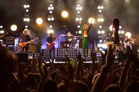 Whether they're belting out modern jesus in unison or shredding on purple yellow red and blue, portugal. Cage The Elephant Wikipedia