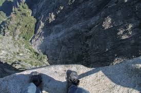 Looking Down At Feet On Edge Of Cliff Photos In Jpg Format Free And Easy Download Unlimit Id 596249