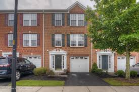 Farmingdale l howell l freehold l colts neck l holmdel l wall l marlboro l manalapan. Farmingdale Nj Homes For Sale Homes Com