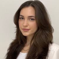 Kiara Bender's Instagram, Twitter & Facebook