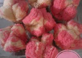 Jun 18, 2021 · kukus ubi sampai empuk, setalah itu hancurkan dengan garpu sampai halus tambahkan sagu, maizena, gula, garam, bp, dan sufor aduk sampai adonan bisa dibentuk. Resep Bolu Kukus Mekar Tanpa Bp Dan Tanpa Sp Oleh Elis Cookpad