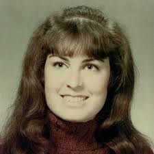 Featured here are 10 photos from this week's guest Amy Chesler @amybchesler  for Episode 303 “What if your brother became a monster?” 1. Amy, Mom, &  Jesse at Thanksgiving at her aunt's