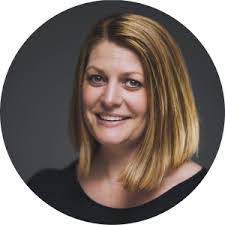 Carmen Buckley's Instagram, Twitter & Facebook