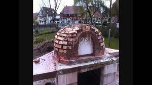 Also dies ist eine maschiene wo man den. Pizzaofen Brotbackofen Holzofen Steinofen Eigenbau Bauanleitung Wood Fired Oven Pizza Oven Youtube