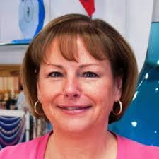 Janet Engle's Instagram, Twitter & Facebook