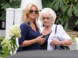 Grażyna torbicka • pliki użytkownika leszek2050 przechowywane w serwisie chomikuj.pl • torbicka3.jpg, 88 wwwerotycznyblogpl.jpg. Torbicka Opiekuje Sie Mama Zdjecia Super Express Wiadomosci Polityka Sport