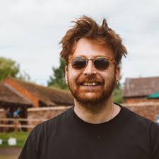 Is there anyone I could pay to convert these DNG files to something like  MOV or MP4? I know you can do it through davinci but my computer is really  struggling to