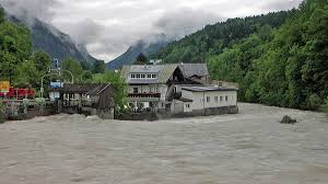 Erstellt am 18.07.2021 um 10:01 uhr aktualisiert am 18.07.2021 um 10:37 uhr | x gelesen. Berchtesgaden Konigssee Gps Hochwasser Verkehr Wandern Patchwork Family Kramer Wiehle