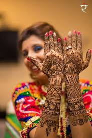 Photo Of Unique Mehendi Design With Zari Border Pattern Mehndi Designs 2018 Engagement Mehndi Designs Latest Bridal Mehndi Designs