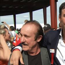 RIP Enzo Calzaghe. Massive character and a top trainer. While he's  obviously best known for coaching his son Joe throughout his undefeated  hall of fame career, he actually coached Enzo Maccarinelli and