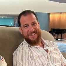 A week ago this space belonged to a major pretzel competitor. This week and  going forward it belongs to the Utz family of brands. Poor service and a  nonexistent relationship were to