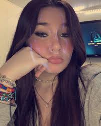 Lili Vincent (@lilirosevincent) • Instagram photos and videos