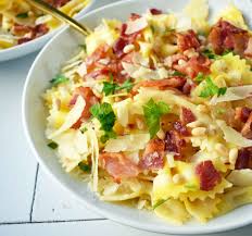 Lemon Garlic And Crispy Bacon Pasta Farfalle Bowtie Pasta With Butter Caramelized Onions And Garlic All Bacon Pasta Parmesan Pasta Salad Pasta With Onions