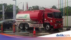 Meski telah berusia 50 tahun, namun dipastikan ayah dari sofyan hadi ini masih layak untuk bekerja, termasuk menjadi sopir mobil tangki pertamina. Lowongan Kerja Sopir Truk Pertamina Publik Service 2