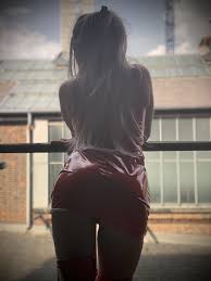 Mia English _ - Verified UK Profile