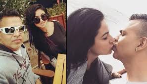 Priya malik 🌻 (she/her) having अदरक wali chai ☕. Priya Malik Is Kissing Her Hubby So Passionately In This Video Like No One Is Watching