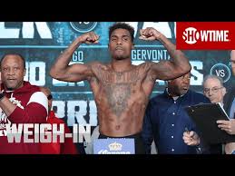 In the second round for the interim belt. Jermall Charlo Vs Juan Macias Montiel H Bombs In H Town