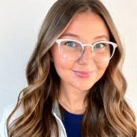 Anna Doran's Instagram, Twitter & Facebook