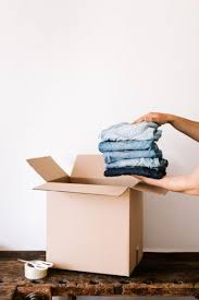 For smaller picture frames, you can put more than one into each box. Pack It In 5 Great Tips On How To Pack Up And Move House Successfully